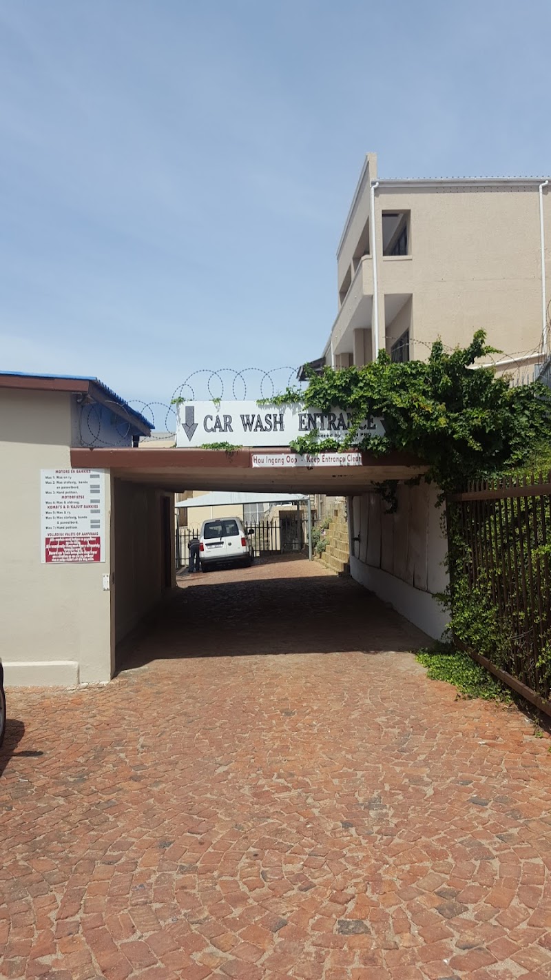 Diaz Karwas - Photo 2